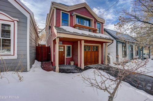 953 Park Ave, Park City UT 84060-5202 exterior