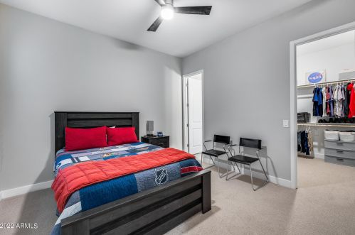 22421 30 St, Phoenix AZ 85050-4405 exterior