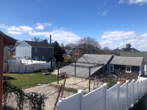 39 Sachem St, Fall River MA  02724-1532 exterior