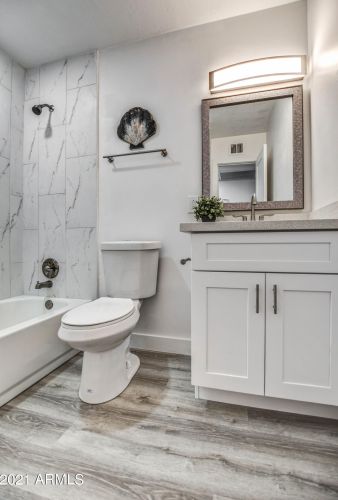 116 El Camino Dr, Phoenix AZ 85051-9123 exterior