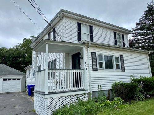 1070 Somerset Ave, Taunton MA 02780-4622 exterior