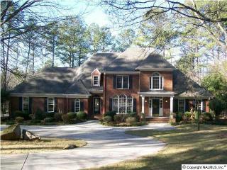 404 Springhill Rd, Huntsville, AL 35806-1738