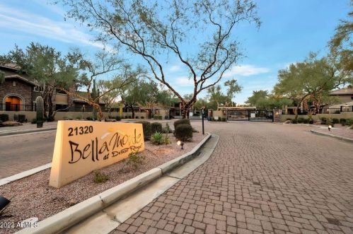 21320 56th St, Phoenix AZ 85054-5401 exterior