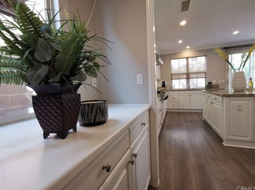 204 Parkdale, Irvine CA 92620-2167 exterior