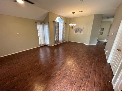 1305 Heron Dr, Taylor Lake Village TX  77586-2548 exterior