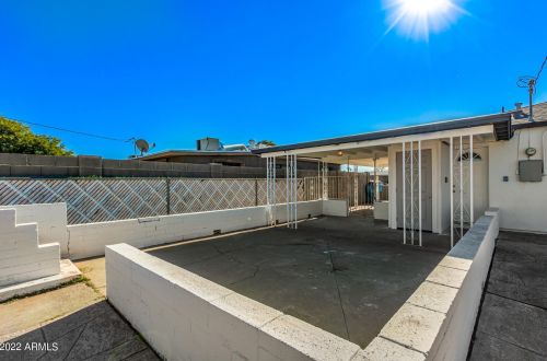 1828 Cocopah St, Phoenix AZ 85007-4023 exterior