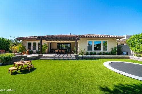 5311 2nd St, Phoenix AZ 85085-7756 exterior