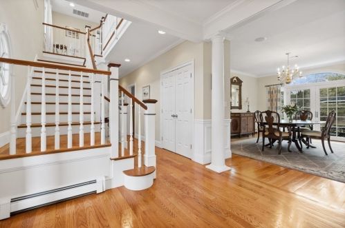 27 Maryknoll Dr, Hingham MA 02043-3477 exterior