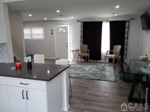 78 Hagaman St, Carteret NJ  07008-1946 exterior