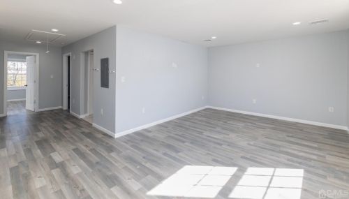 71 Carteret Ave, Carteret NJ  07008-2541 exterior