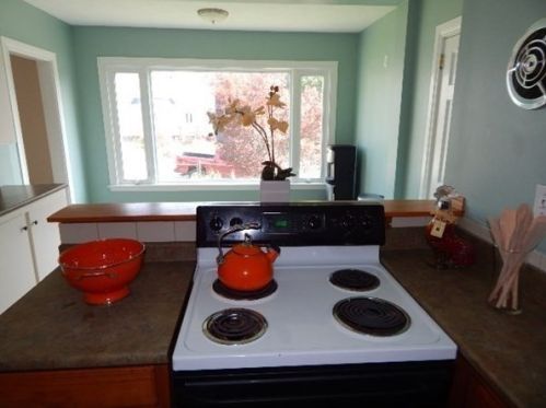 25 Lawrence St, Taunton MA 02780-1776 exterior