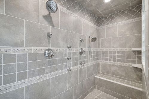 715 Reed Rd, Jackson Twp NJ 08527-4737 exterior