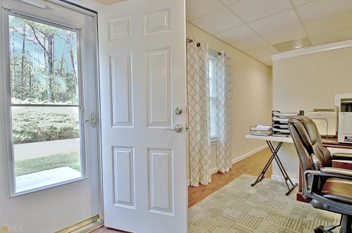 255 Hillandale Dr, Stockbridge GA 30281-3047 exterior