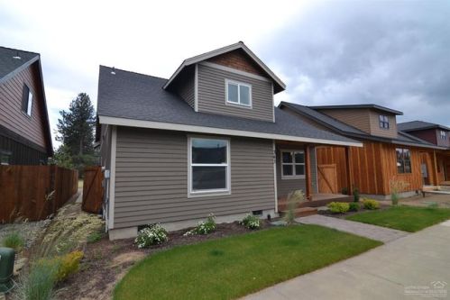 343 Aspenwood Ave, Black Butte Ranch, OR 97759-6900