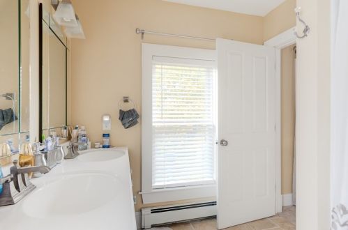 105 Oak St, Winchendon MA 01475-1538 exterior