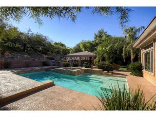 5 Karsten Creek Ct, Henderson NV  89052-6604 exterior