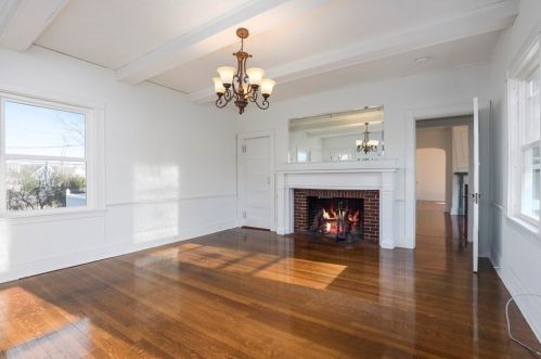 1 Morton Park Rd, Plymouth MA  02360-3554 exterior