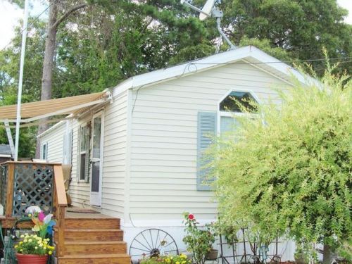 9 Swan Ln, Wareham, MA 02571-1544