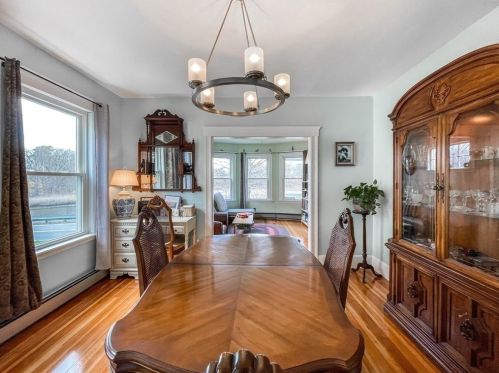 188 Furnace Brk Pkwy, Quincy MA 02169-2274 exterior