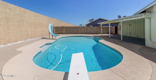 20058 15th Dr, Phoenix, AZ 85027-4202