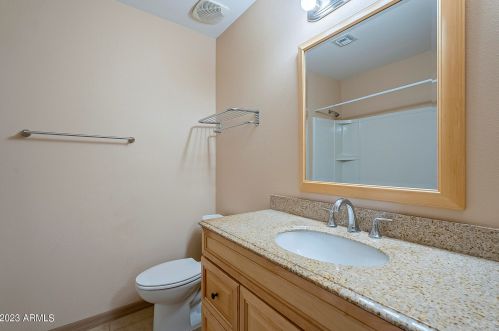 2324 Cactus Rd, Phoenix AZ 85032-7609 exterior