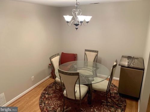 628 Foxton Ct, West Deptford NJ 08051-2038 exterior