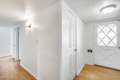 1611 Fairmount Ave, Phoenix AZ 85016-6900 exterior