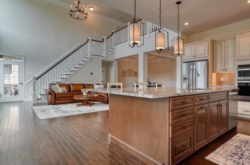 49 Pinetree Dr, Methuen MA 01844-1268 exterior