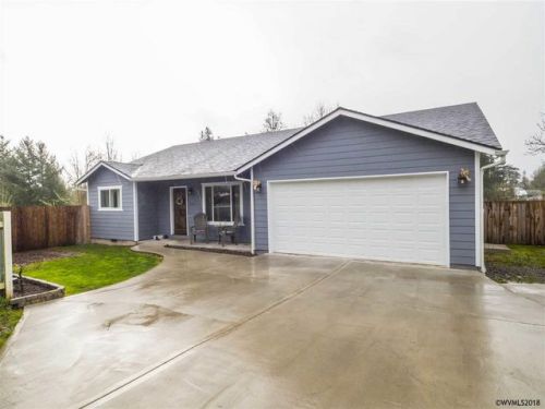 532 Elmwood Ave, Mcminnville, OR 97128-5925