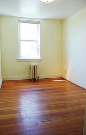 89 Fall Riv Ave, Seekonk MA 02771-5325 exterior