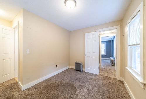 680 Granville Rd, Montgomery MA 01085-3942 exterior