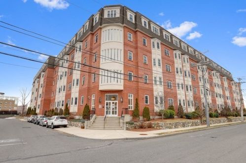 120 Wyllis Ave, Everett MA  02149-1149 exterior