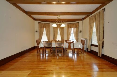 488 Park Ave, Worcester MA 01610-1223 exterior