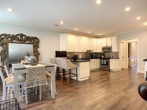 125 Bank St, Tinton Falls NJ  07701-1336 exterior