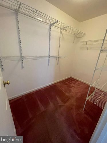 8 Coachlight Dr, Erial NJ 08081-5609 exterior