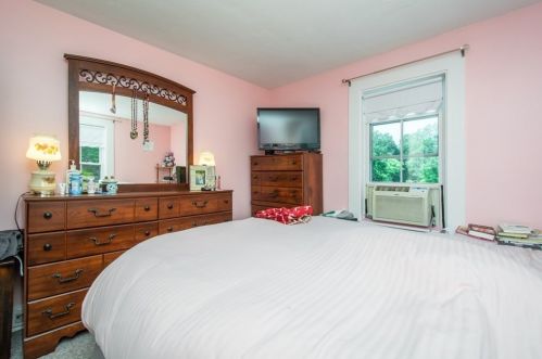 102 Main St, Acton MA 01720-3553 exterior