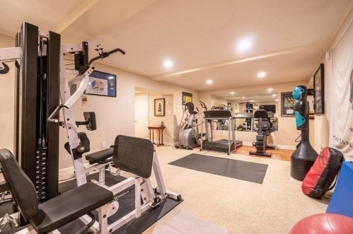 61 Brg St, Hingham MA 02061-2333 exterior