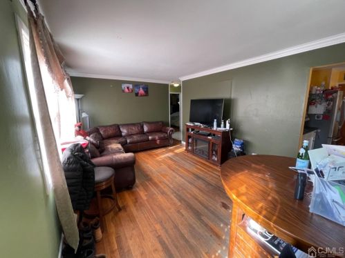 50 Spruce St, Carteret NJ 07008-2429 exterior