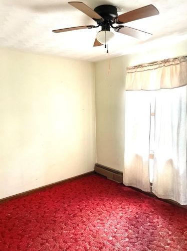 249 Griffin St, Fall River MA 02724-2735 exterior