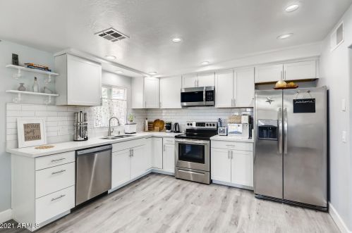 1338 Cholla St, Phoenix AZ  85020-1161 exterior