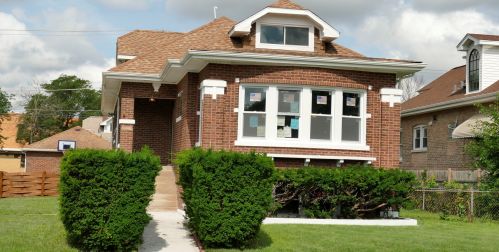 2348 Clinton Ave, Forest View, IL 60402-2106