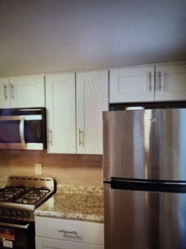 98 Commercial St, Weymouth MA 02189-1639 exterior