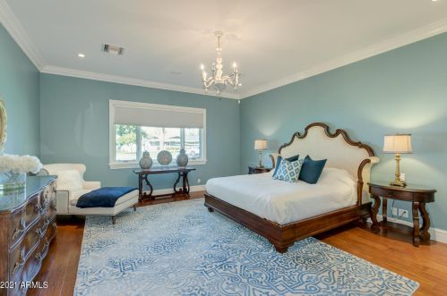 5621 Calle Camelia, Phoenix AZ 85018-4617 exterior