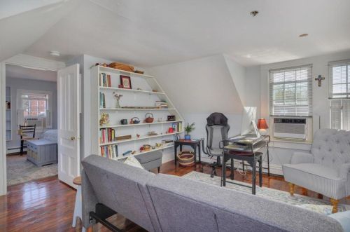 6 Munson Meeting, Chatham MA exterior