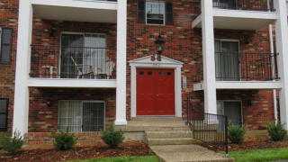 3312 Colonial Manor Cir, Louisville, KY 40218-5208