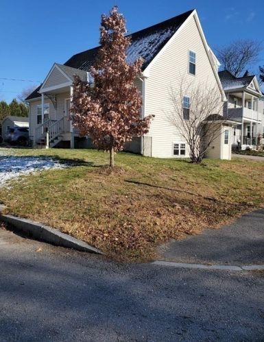 1 Malden Ter, Worcester MA 01606-1007 exterior