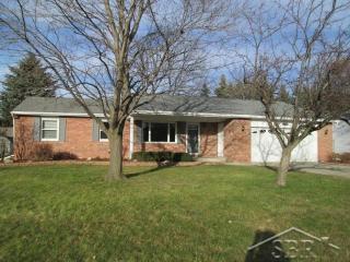 5690 Willowbrook Dr, Saginaw, MI 48638-5457