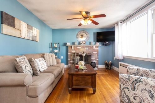 161 County St, Seekonk MA 02771-5629 exterior