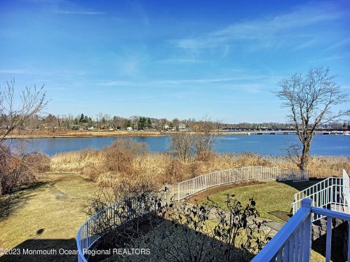 118 Locust Ave, Tinton Falls NJ  07701 exterior