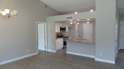 8805 Cambridge Ave, Phoenix, AZ 85037-3422